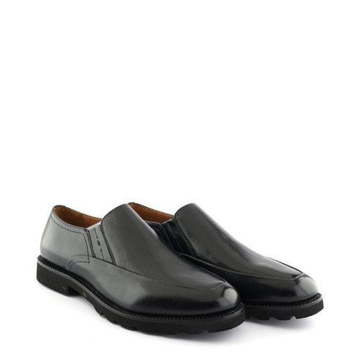 CHICAGO 570B &ndash; COW DESIRE CRUST BLACK
